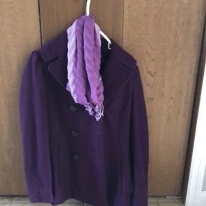 Winter petite coat, scarf included.